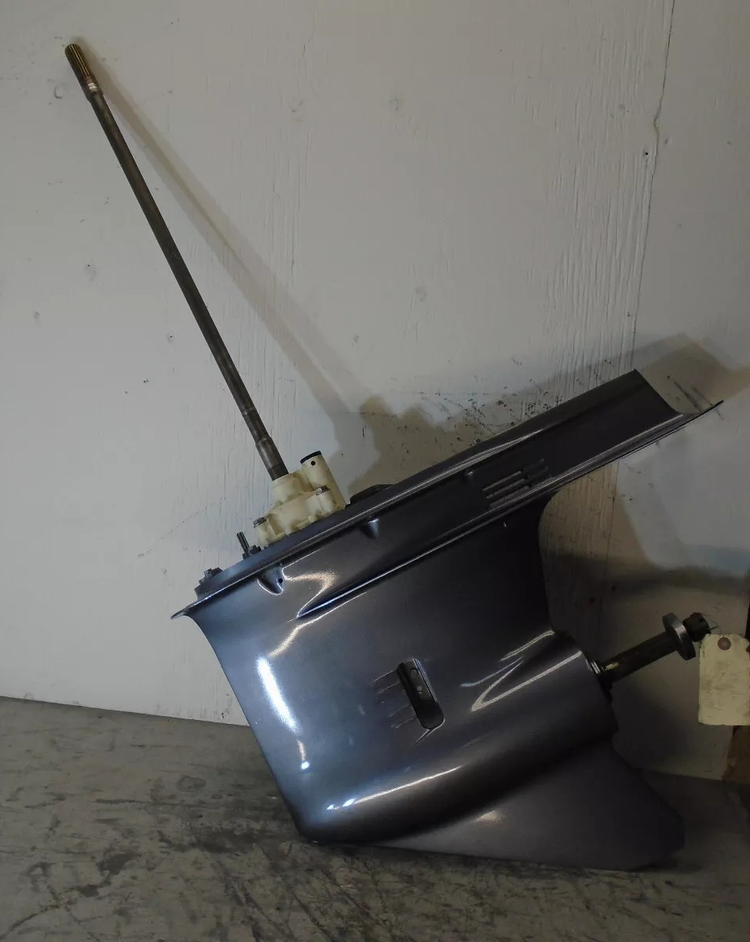 Yamaha 4 Stroke 200-225hp Lower Unit - Image 2