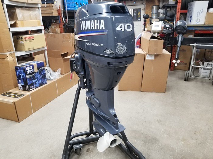 Yamaha F40HP Outboard Motor - Image 3