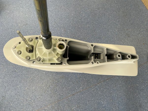 YAMAHA F300 F250 F225 Lower Unit - Image 4