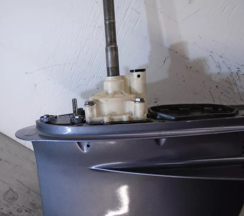 Yamaha 4 Stroke 200-225hp Lower Unit