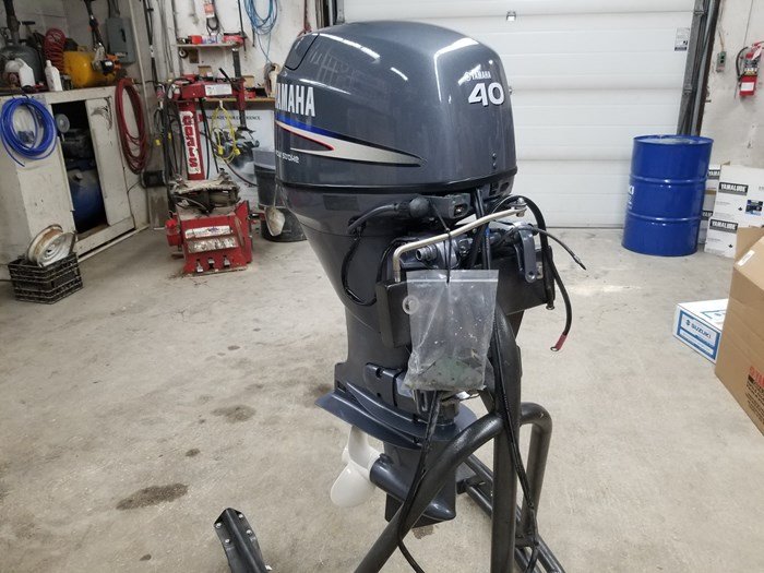 Yamaha F40HP Outboard Motor - Image 6